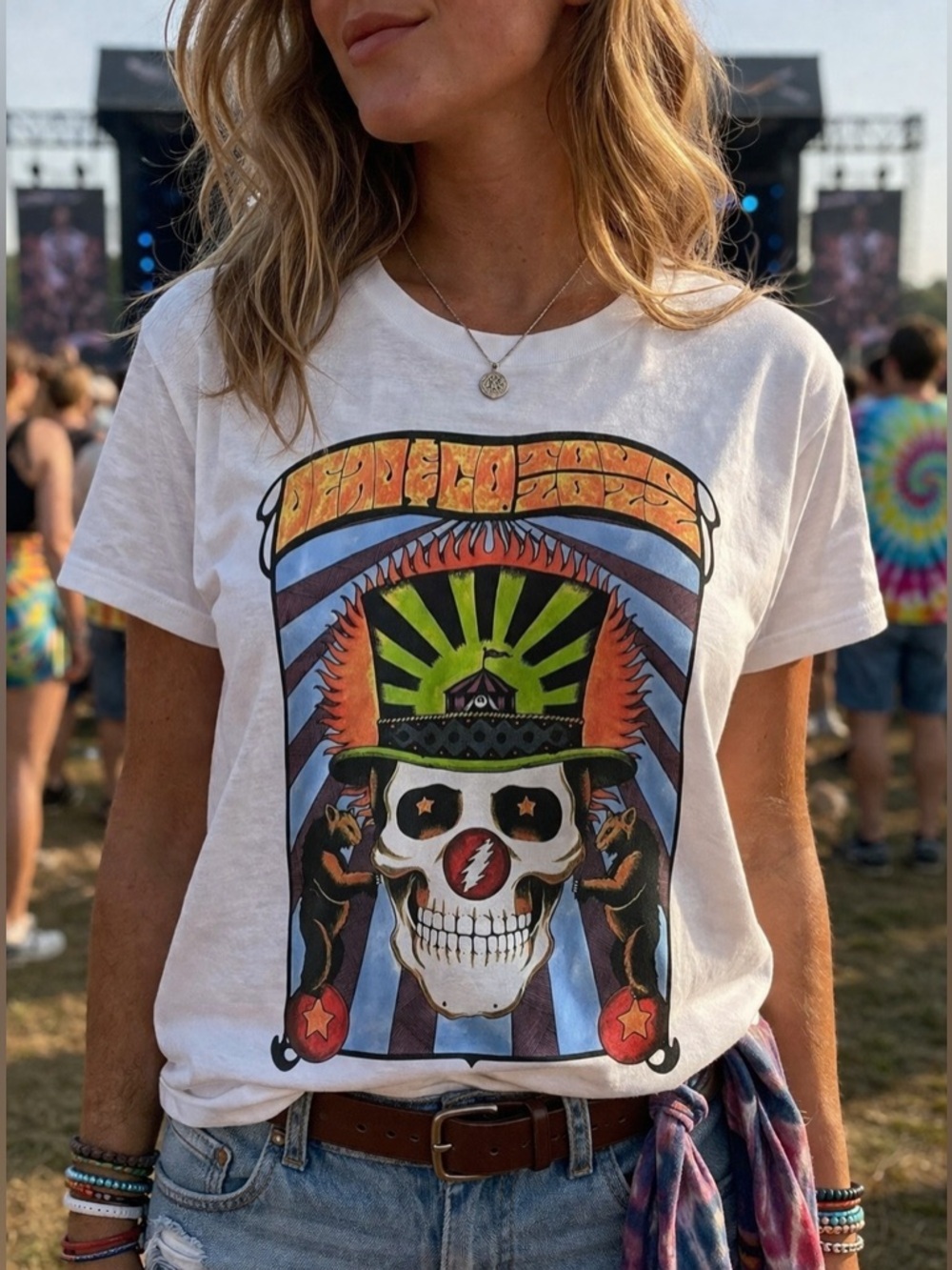 Dead & Company 2022 Summer Tour Womens T-shirt Sz Small Ivory Short Sleeve Tee